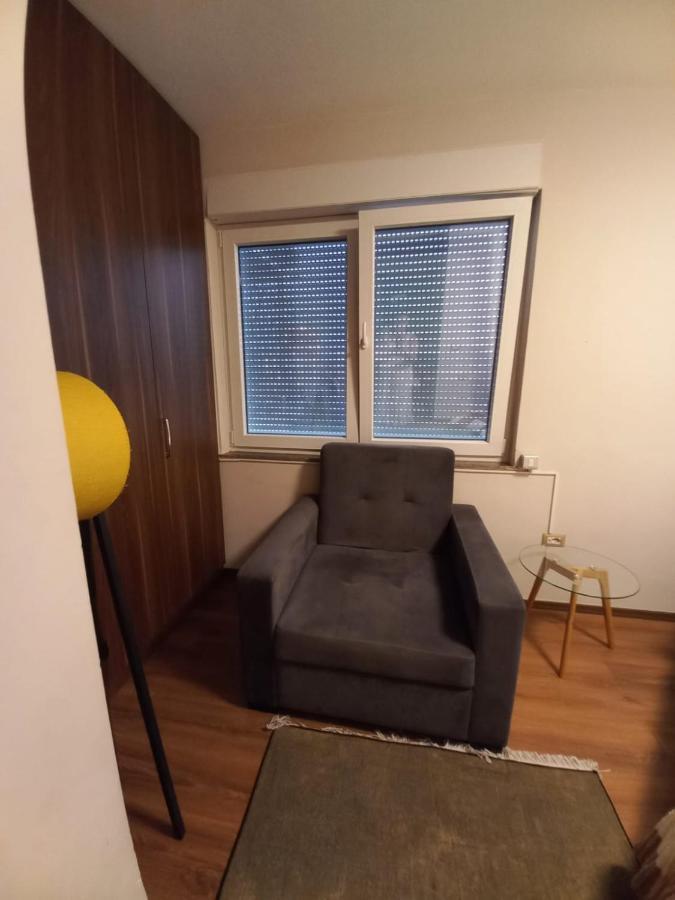 Penthouse Rooms & Aparts Tirana Exterior photo