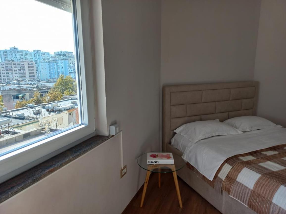 Penthouse Rooms & Aparts Tirana Exterior photo